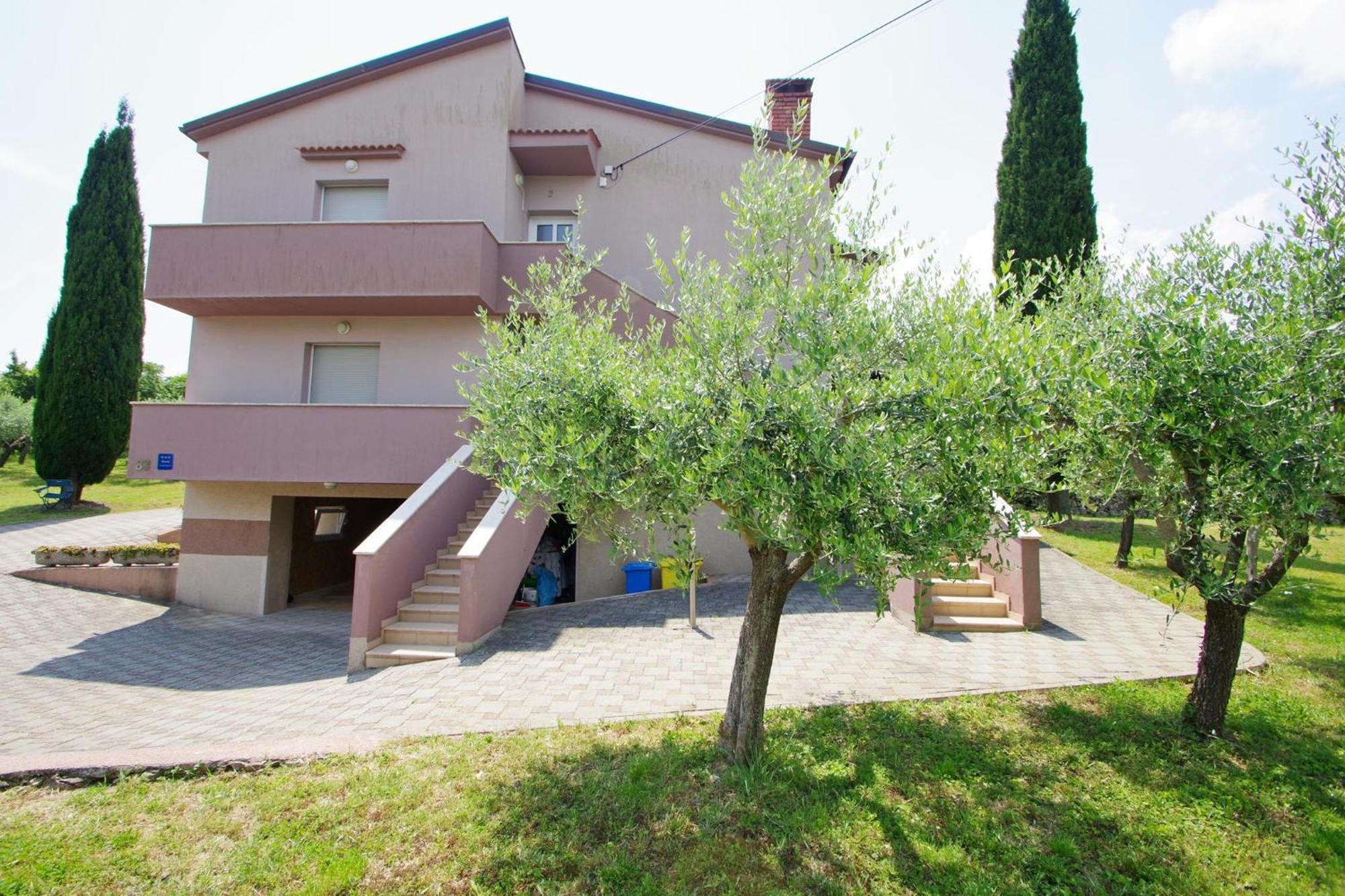 Apartments Nikolina Rakalj Exterior foto